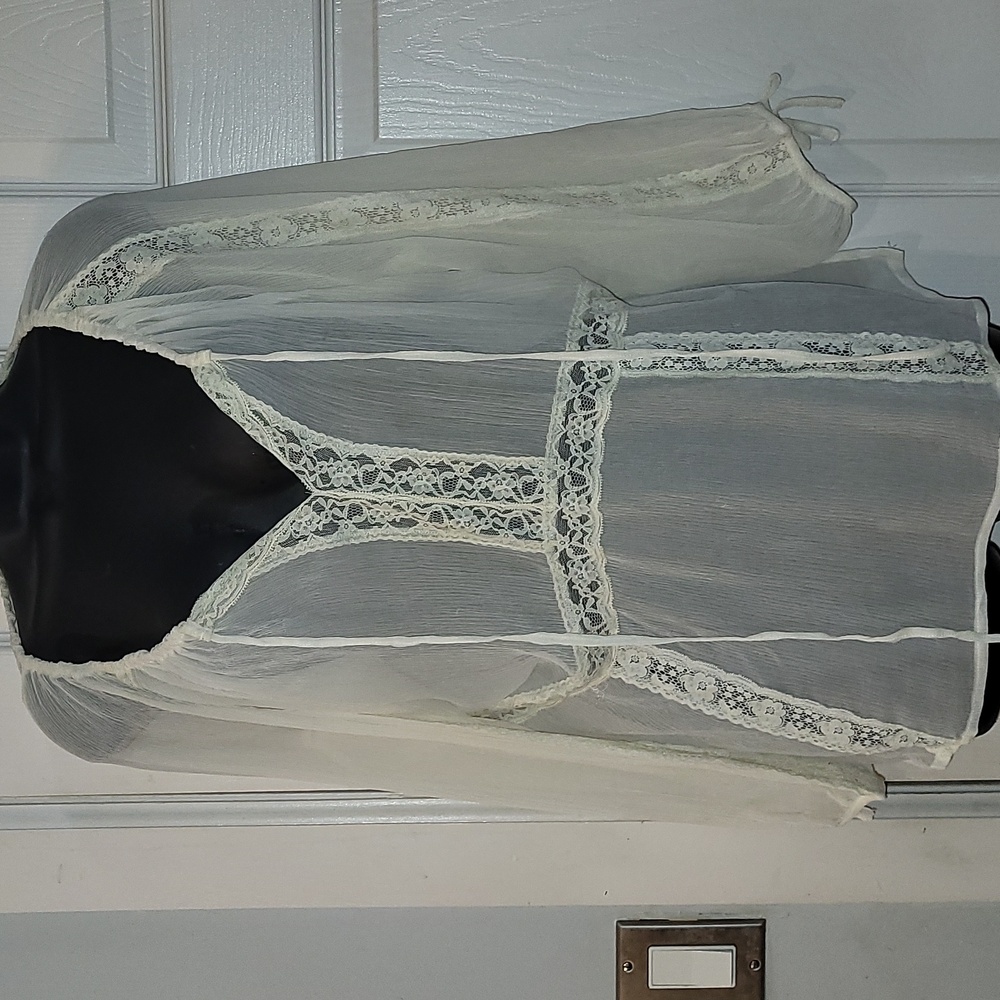 100% Silk Lace Detail Blouse off white
